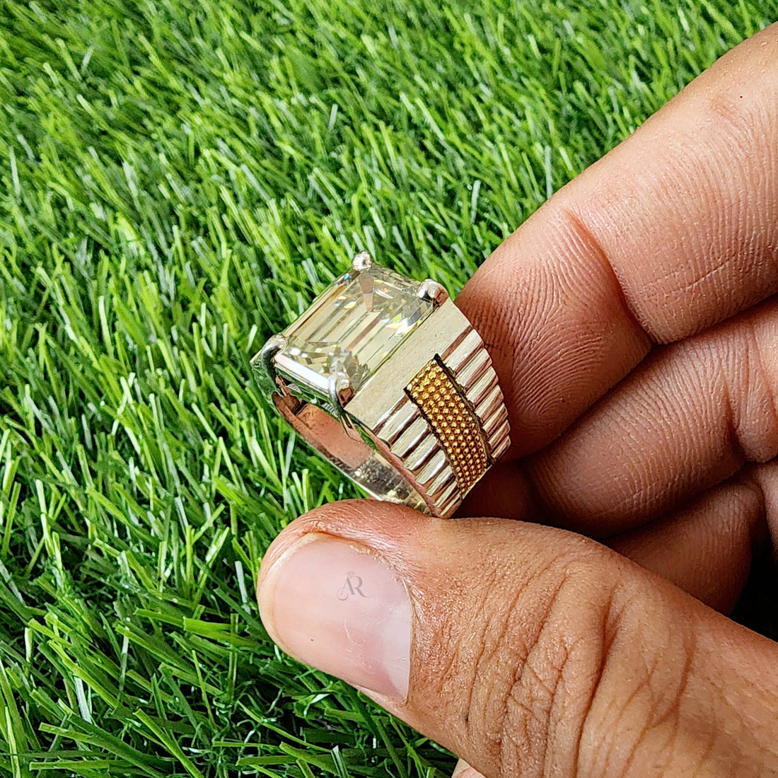 Rado Regal Emerald – Men’s Emerald Cut Moissanite Ring in 925 Silver (4crt & 8crt) Al-Riaz Jewellers