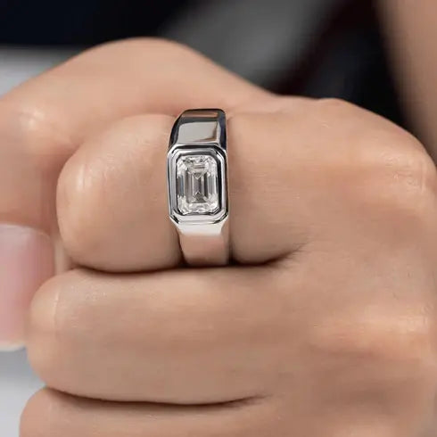 Premium Emerald Cut Original Moissanite Diamond Ring al-riaz jewellers