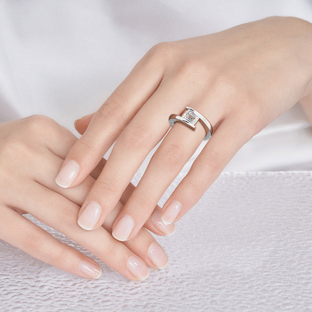 ARR-165 Premium Emerald Cut Moissanite Diamond Ring al-riaz jewellers